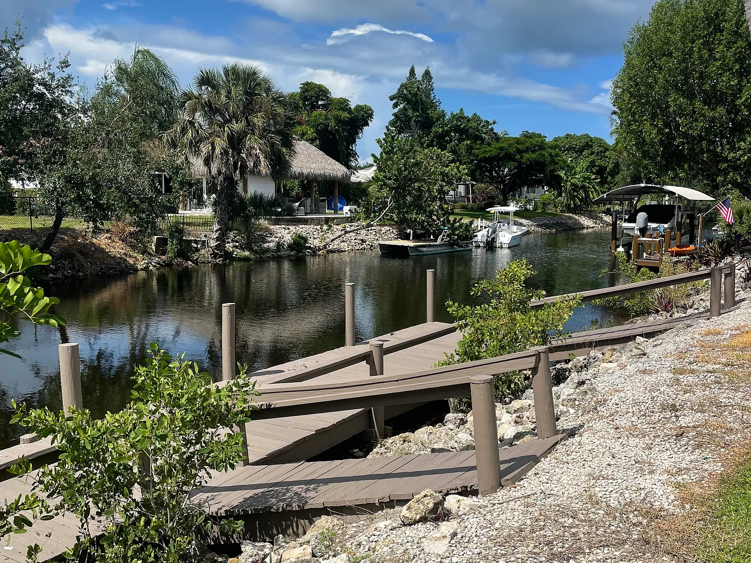 2584 Longboat Dr — Photo 4