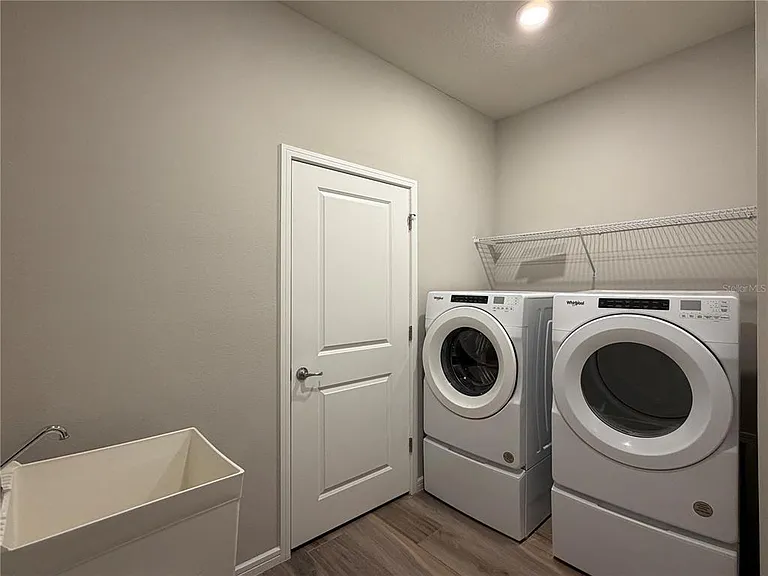 2610 Autumn Peace Dr — Photo 12