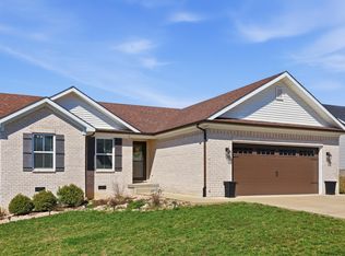 128 Elk Dr, Stamping Ground, KY 40379