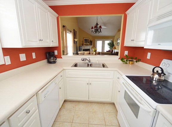 3rd image of 342 Southbank Dr