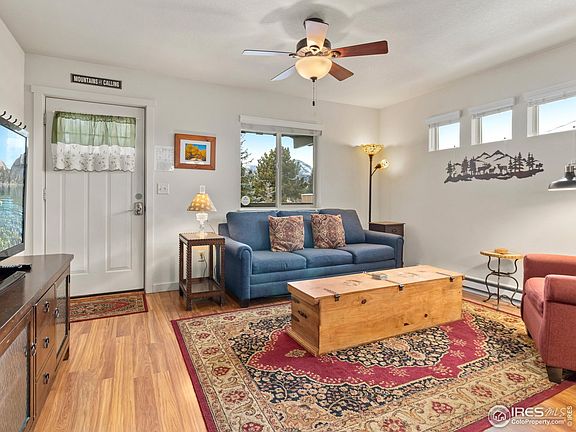 3rd image of 510 Stanley Ave
