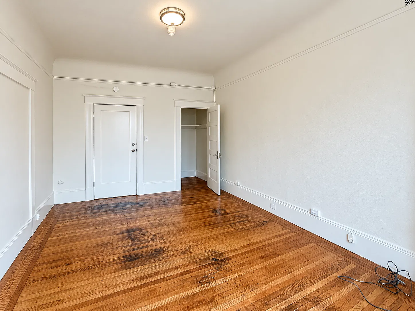 Studio, 150 sqft, $1,795 — Photo 4
