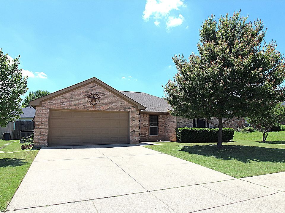 1st image of 501 Barbara Jean Ln