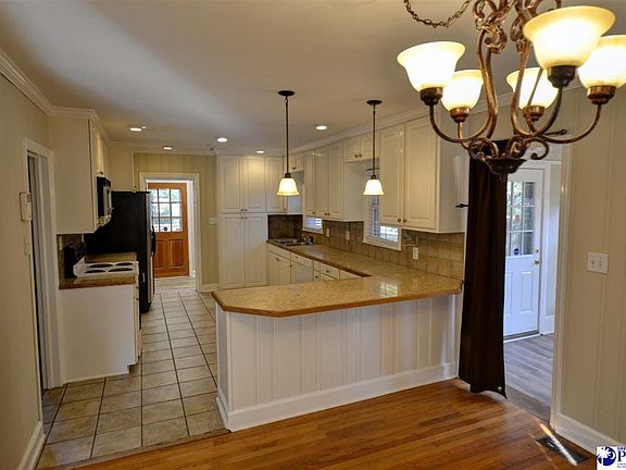 5th image of 1515 Woods Dr