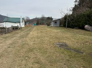 1302 Liberty St, Saxton, PA 16678