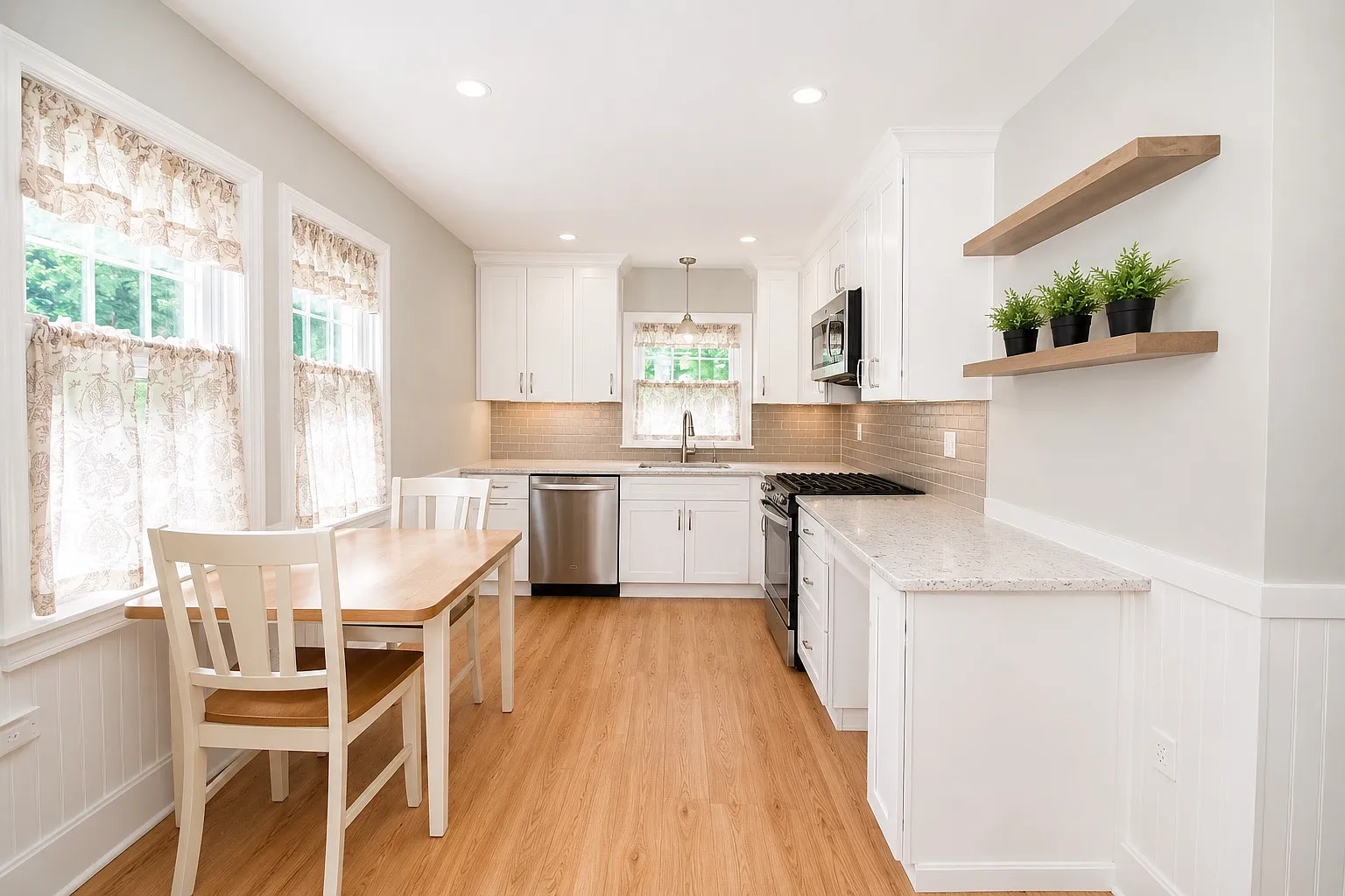 2 bed, 3.5 bath, 1297 sqft, $7,000 — Photo 4