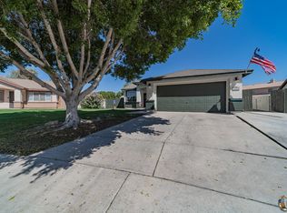 1124 Pater St, Brawley, CA 92227