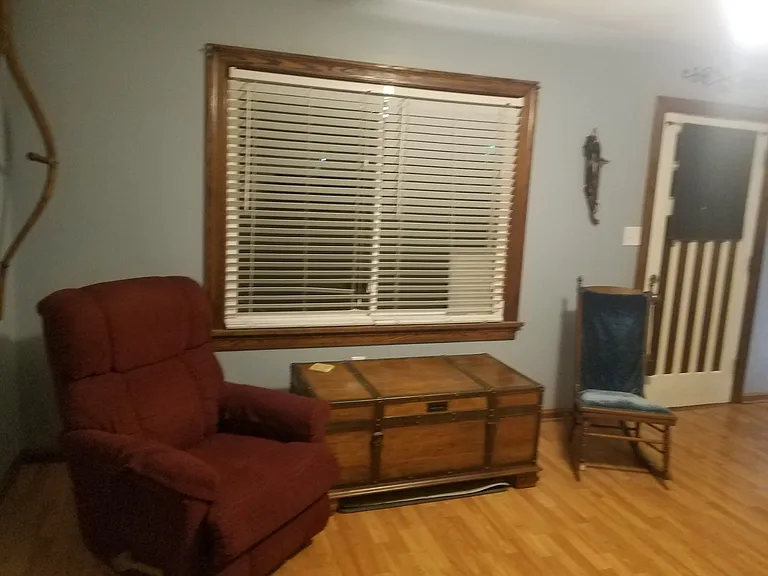 240 N Harmony St — Photo 11