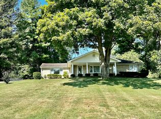 1305 Crawford Dr, Bedford, IN 47421