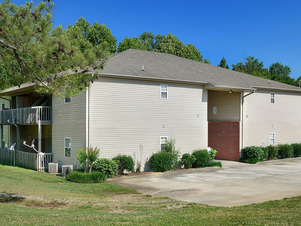 1st image of 75 Lannes West Dr