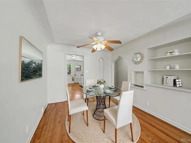 1437 N Jasmine St — Photo 3