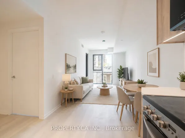 109 Erskine Ave #601, Toronto, ON M4P 1Y5