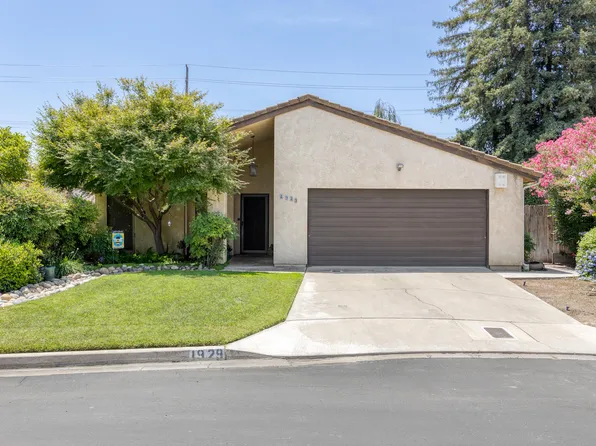1929 S Royal Oaks Drive, Visalia, CA 93277