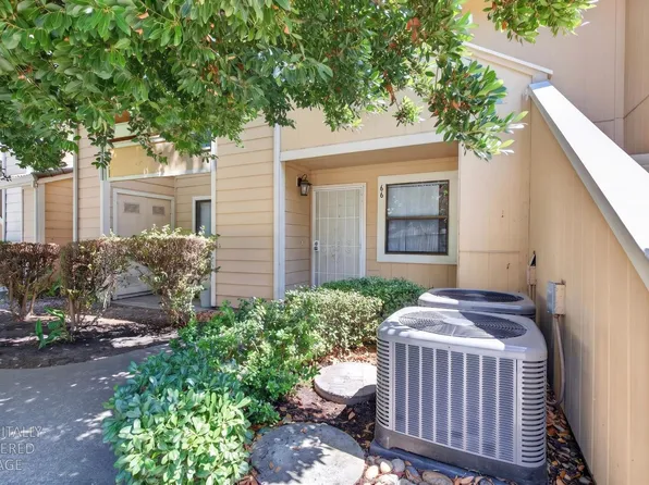 1661 Pyrenees Ave APT 66, Stockton, CA 95210