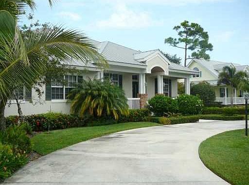 1st image of 34 Castle Hill Way