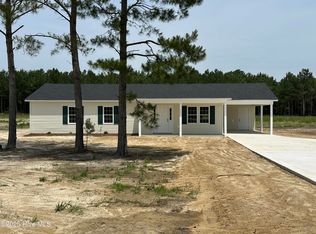 2153 Rowan Rd, Clinton, NC 28328