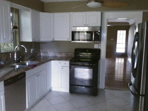 5th image of 2142 3rd Ave N