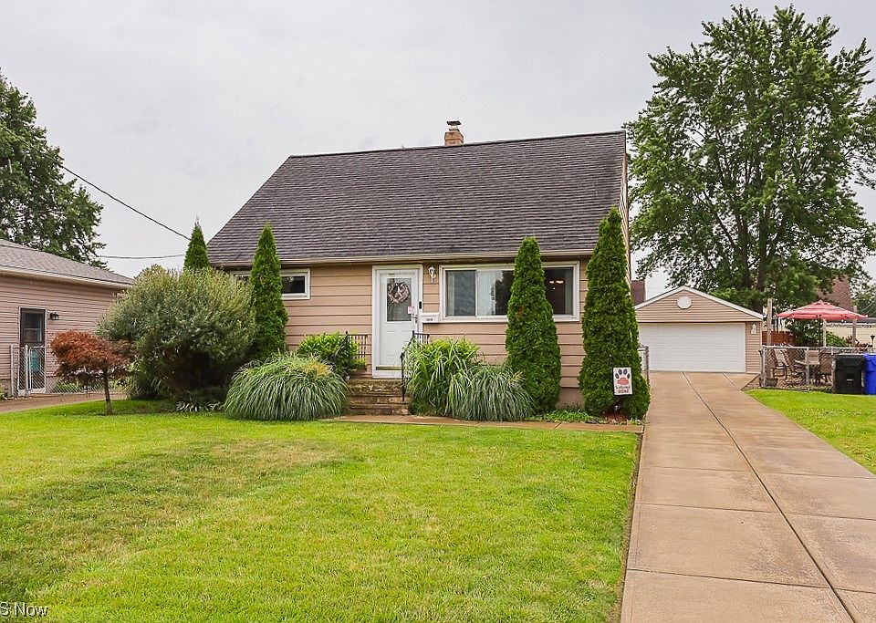 15413 Fayette Blvd, Brookpark, OH 44142 Zillow