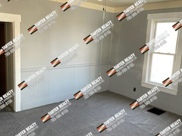 219 1/2 N East St #2