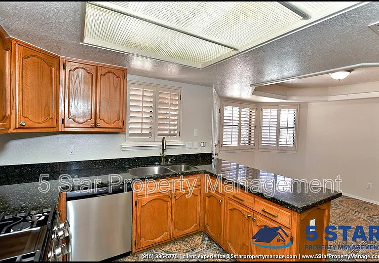 11620 Laura Marie Dr — Photo 20
