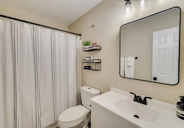 4467 Belair Dr #4 — Photo 22