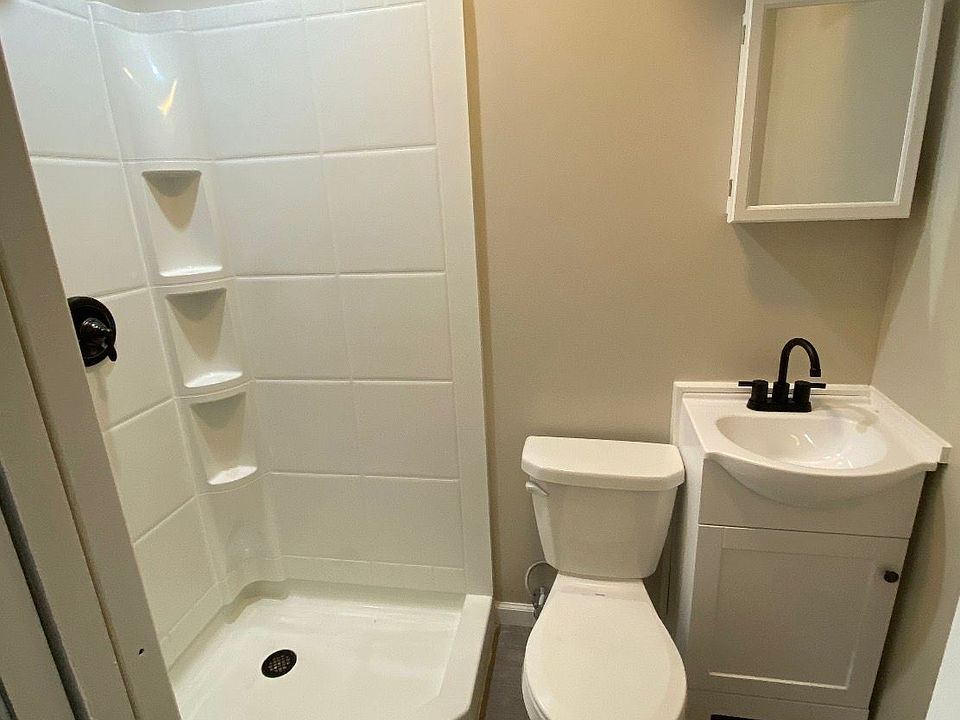 2nd image of 430 Macdade Blvd #2