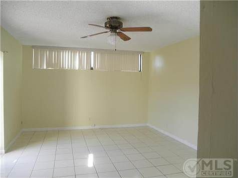 2nd image of 3674 Victoria Dr