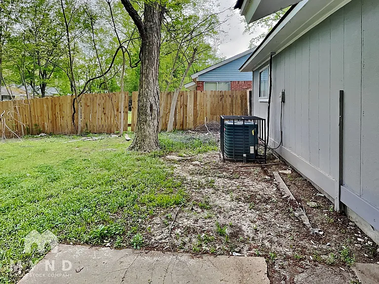 4014 Hitchcock St — Photo 33