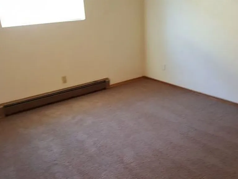 10110 N Colfax Rd #14 — Photo 5