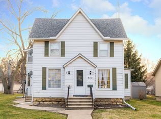 315 S 10th St, Dekalb, IL 60115