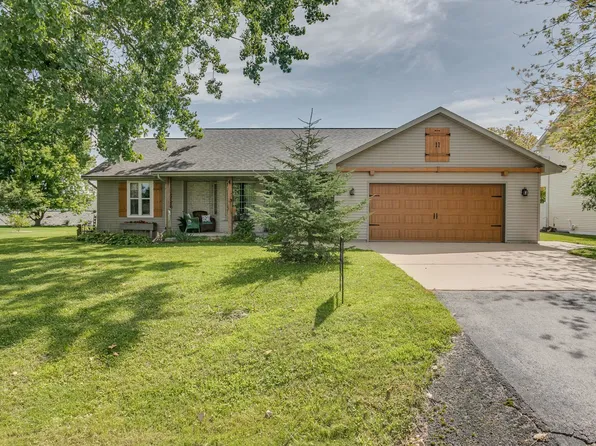 W2337 Greenspire Way, Appleton, WI 54915