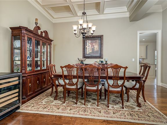 4th image of 5100 Yorkshire Ln