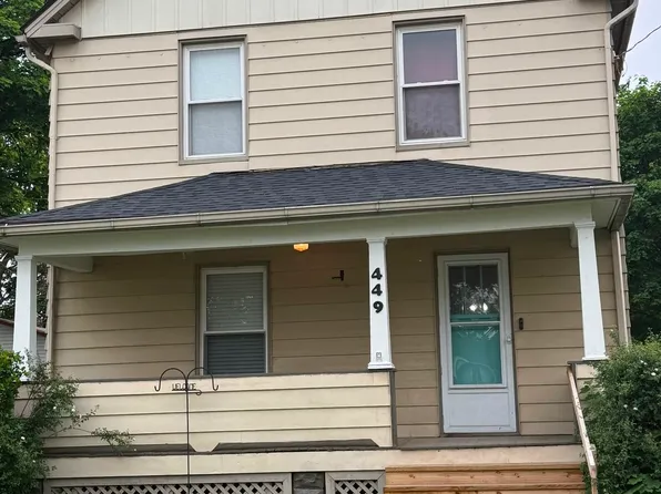 449 7th St, Struthers, OH 44471