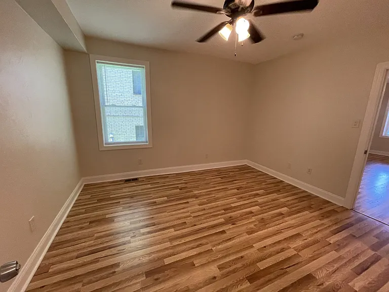 4924 Centre Ave #2 — Photo 9