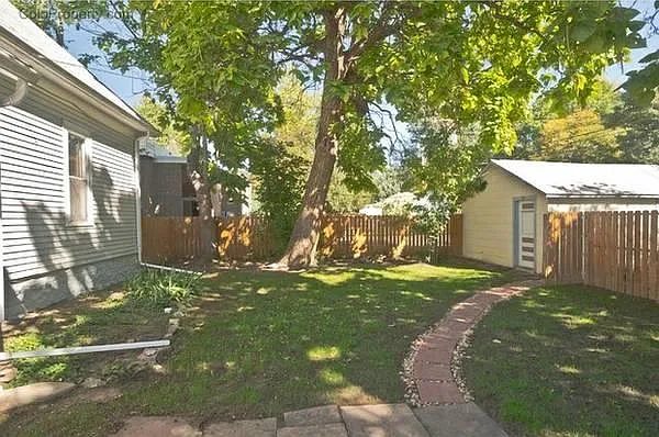 612 Kimbark St — Photo 10