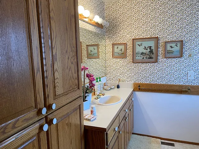 4937 Heather Dr — Photo 14