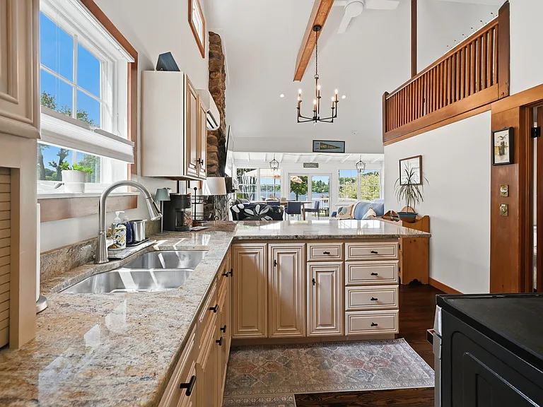 11 Cedar Dr — Photo 9
