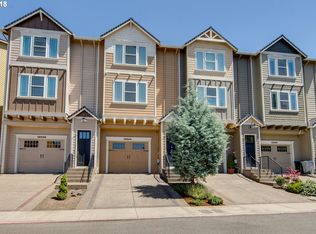 10044 SE Old Town Ct, Happy Valley, OR 97086