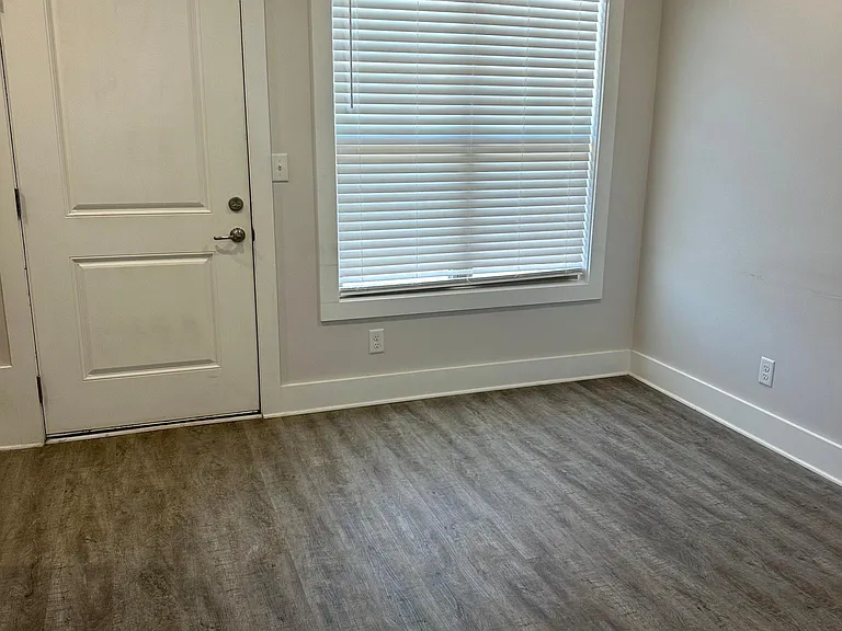 145 Bellvue Dr — Photo 5