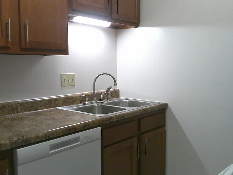 12100 Midpines Dr #15 — Photo 8
