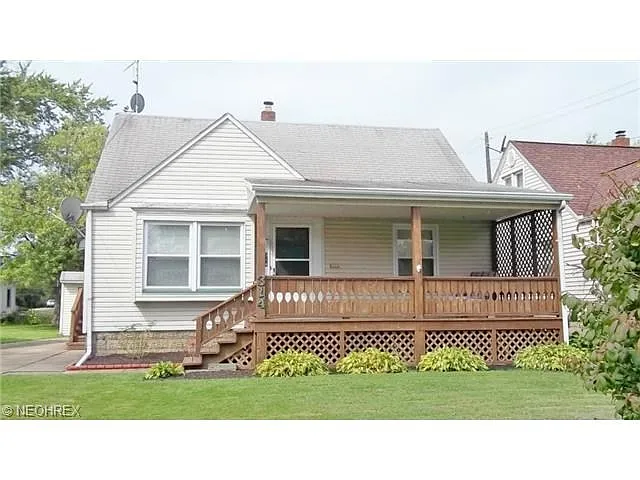 314 Meadowbrook Ave SE photo 1