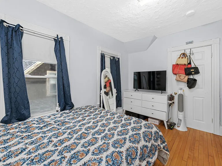 38 E Foster St #2 — Photo 11