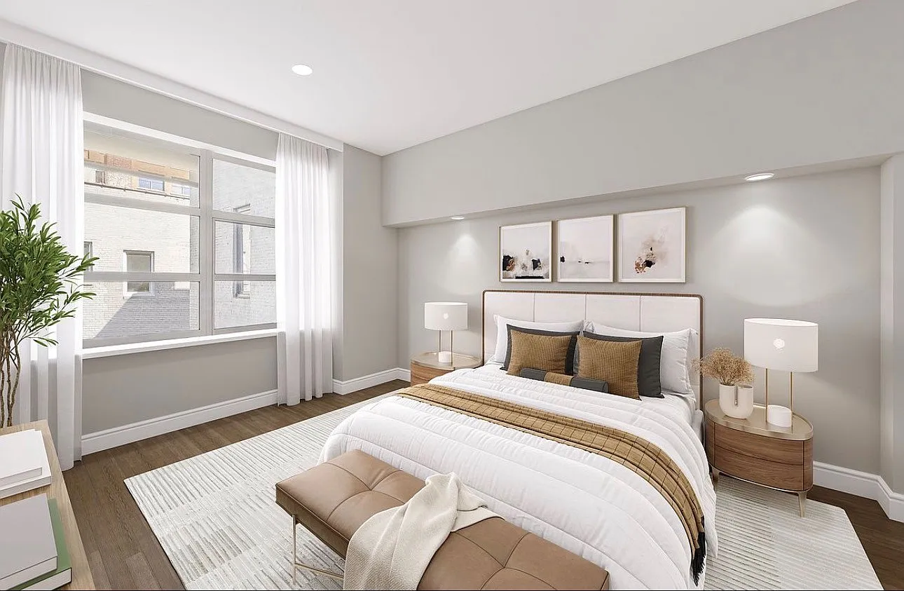 211 West 18th Street — Photo 2