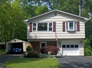 47 Stone Ave, Hopatcong, NJ 07843