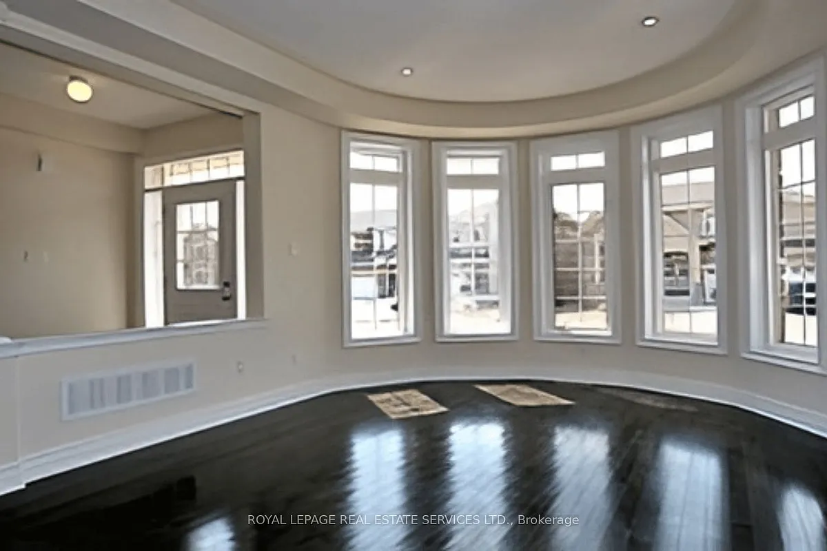 Building Photo - 277 Admiral Dr