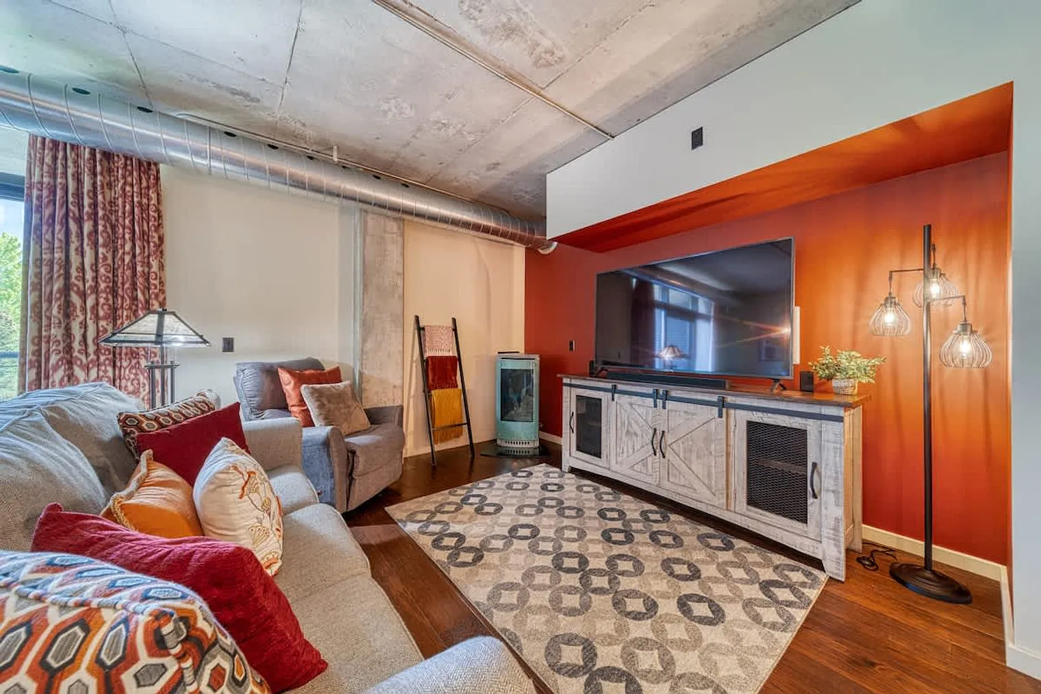 2 bed, 2.0 bath, 1496 sqft, $3,575 — Photo 1