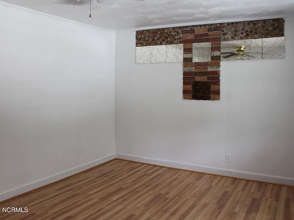 2nd image of 123 Weeping Mary Road