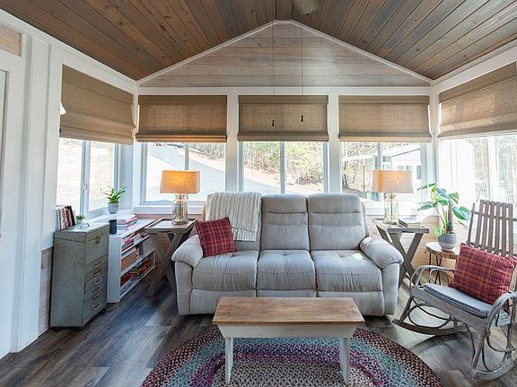 5th image of 3540 Rose Creek Rd