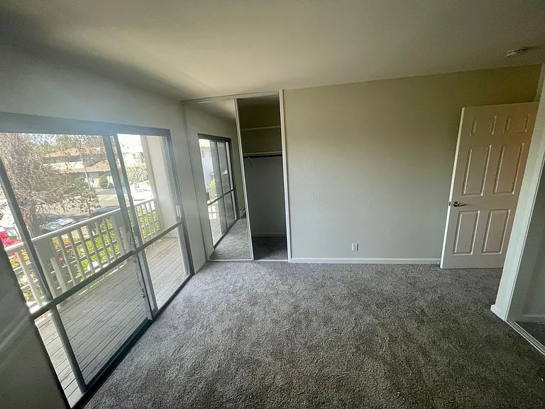 190 Adler Ave — Photo 18