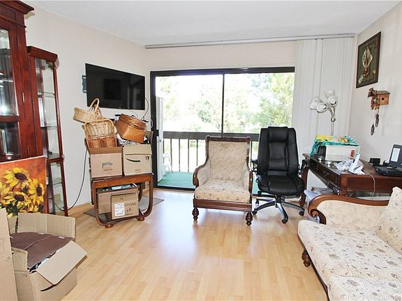 2nd image of 22100 Burbank Blvd Unit 302A
